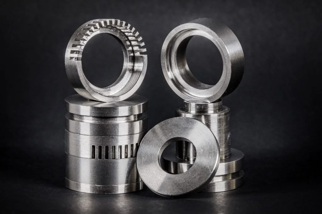 Металл механикалық бөлшектер.