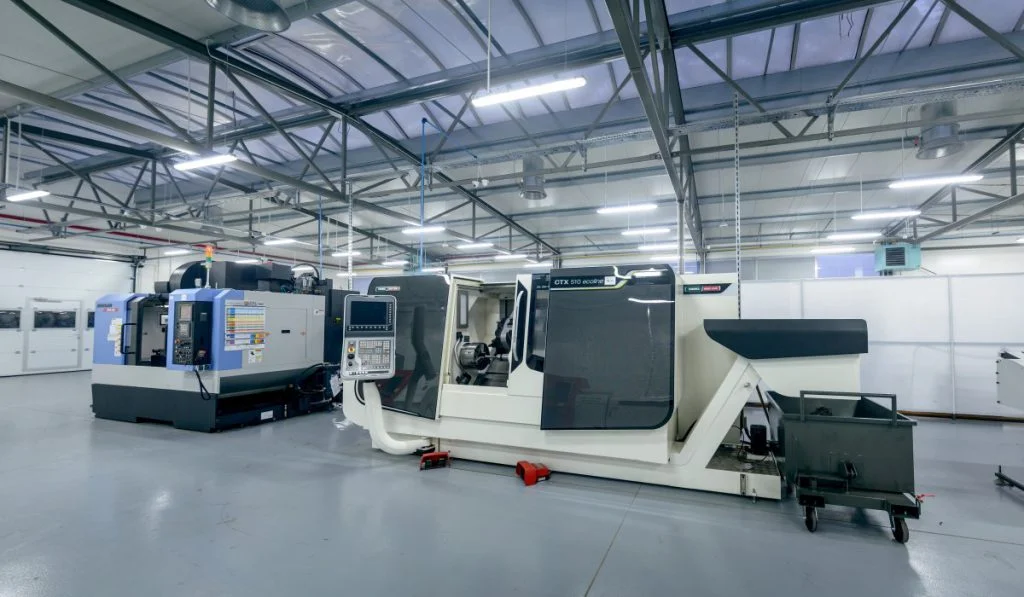 Өнеркәсіптік зауыт